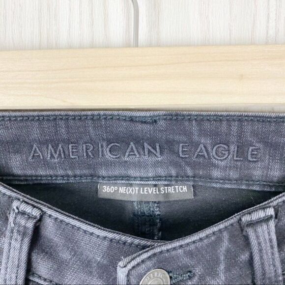 American Eagle | Black Super Hi Rise Jegging Size 4 - Picture 5 of 7